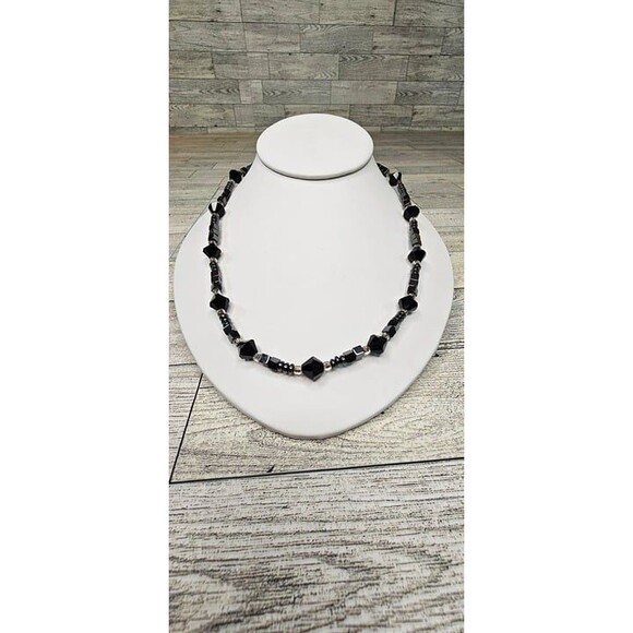 Hematite Multi Shape Multi Beaded Necklace 20"L Toggle Closure - Picture 2 of 4